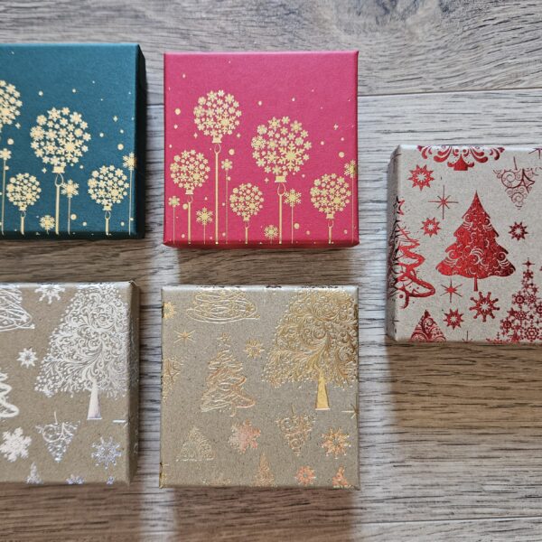 Vánoční dárková krabička 8x8cm